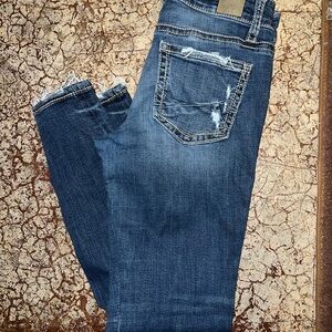 Daytrip Women's Skinny Jeans - Dark Blue